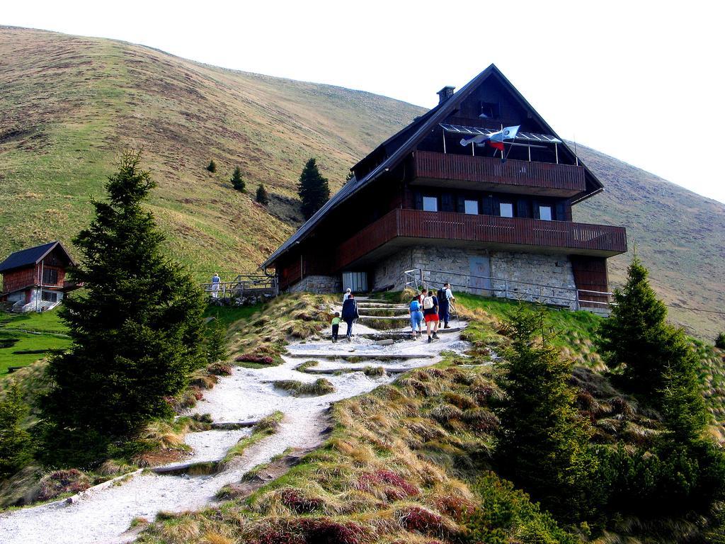 Penzion Pr' Betel Jesenice Zewnętrze zdjęcie