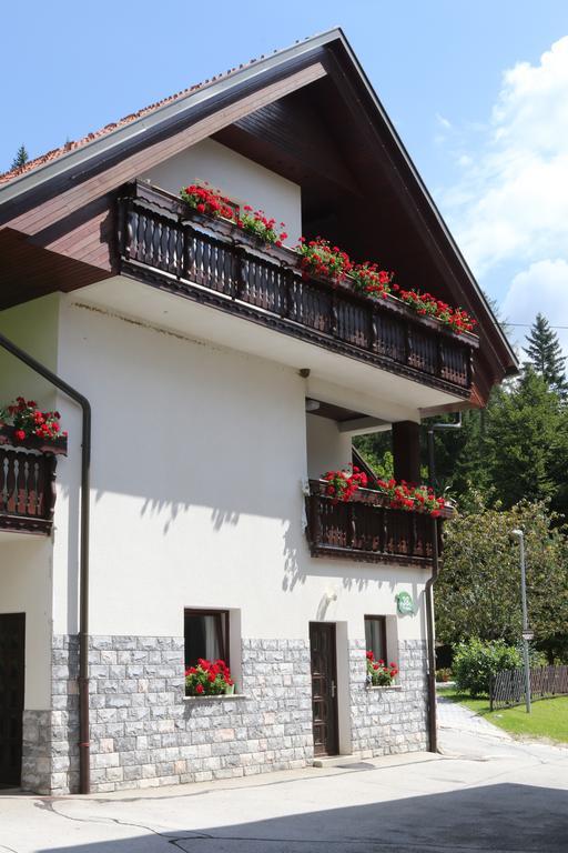 Penzion Pr' Betel Jesenice Zewnętrze zdjęcie